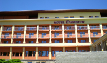 Zateplení fasády hotelu - Rožnov pod Radhoštěm